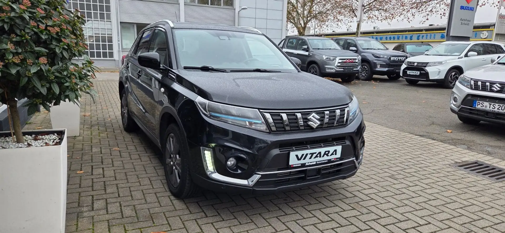 Suzuki Vitara 1.4 BOOSTERJET Hybrid Comfort 4x2 Schwarz - 2