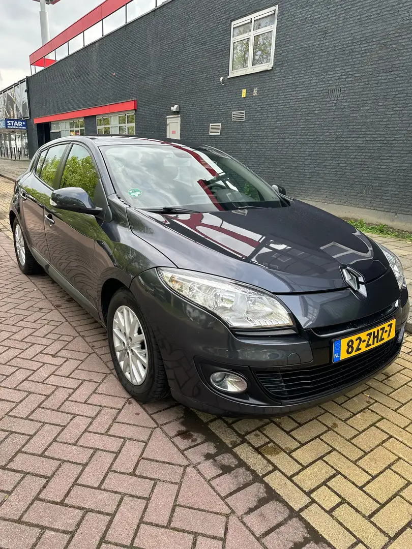 Renault Megane 1.2 TCe Expression Grijs - 1