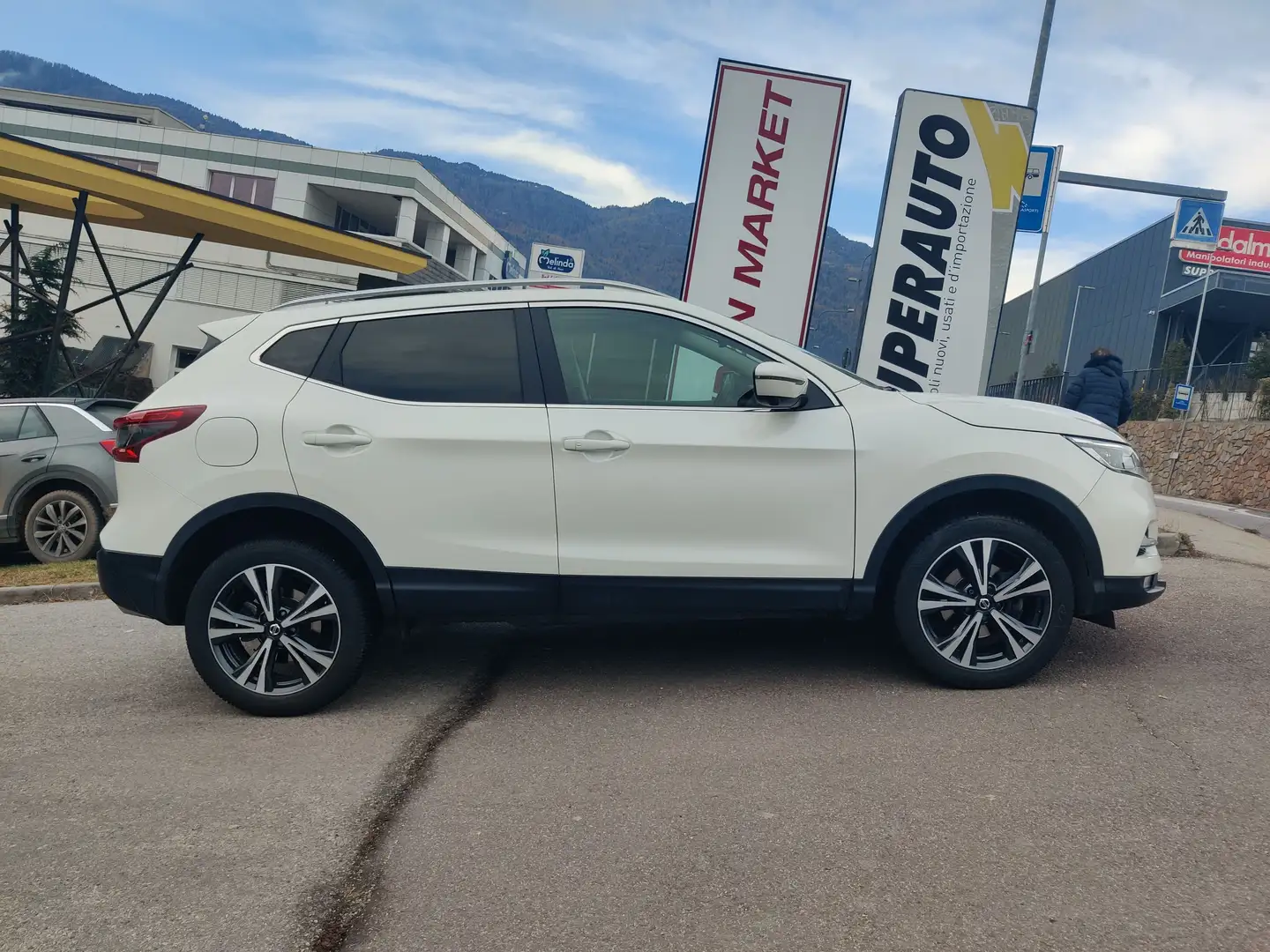 Nissan Qashqai Qashqai 1.7 dci Tekna 4wd 150cv cvtc/propilot pack Bianco - 1