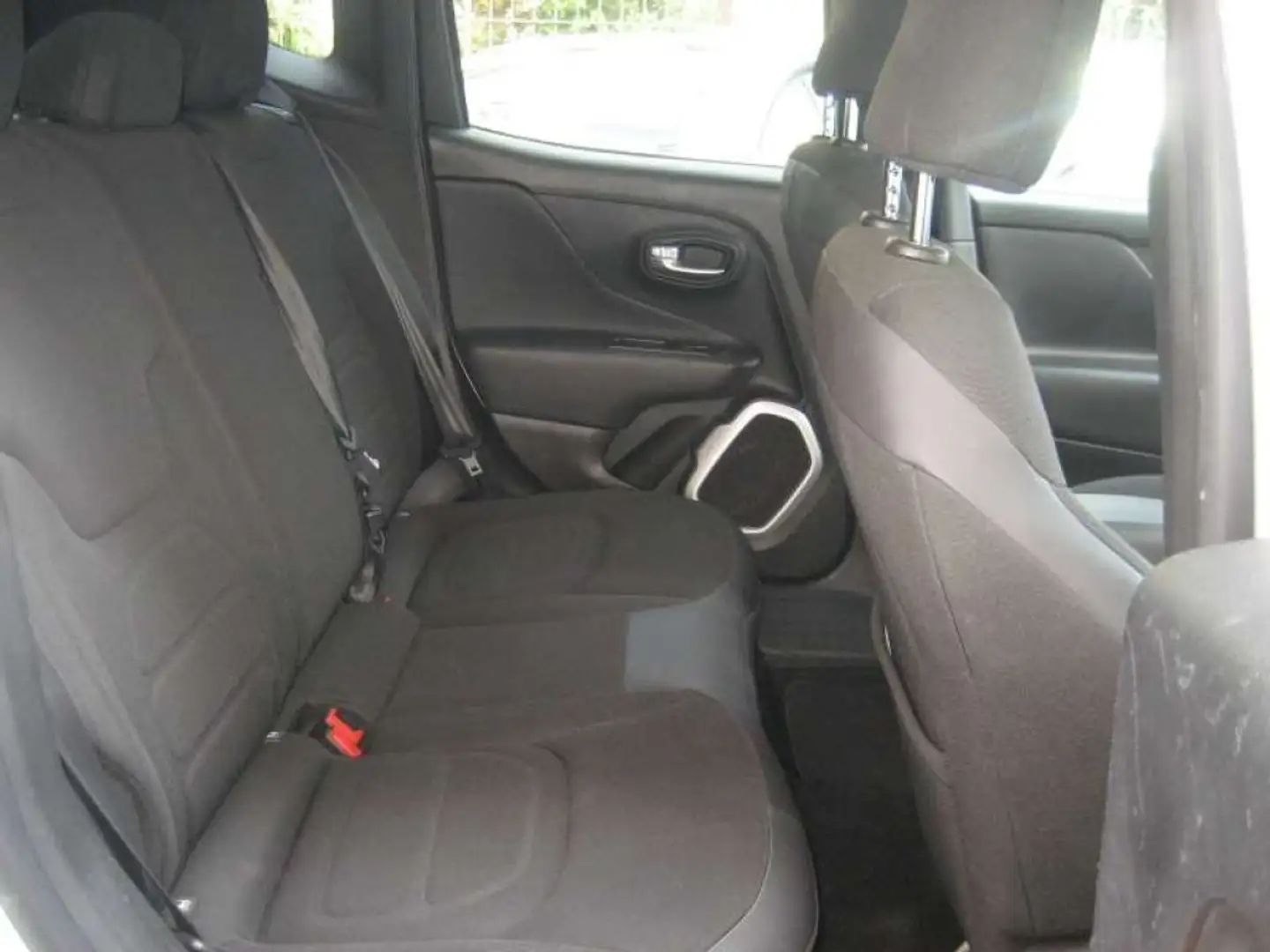 Jeep Renegade 1.6 MJET 120 CV LIMITED Silber - 2