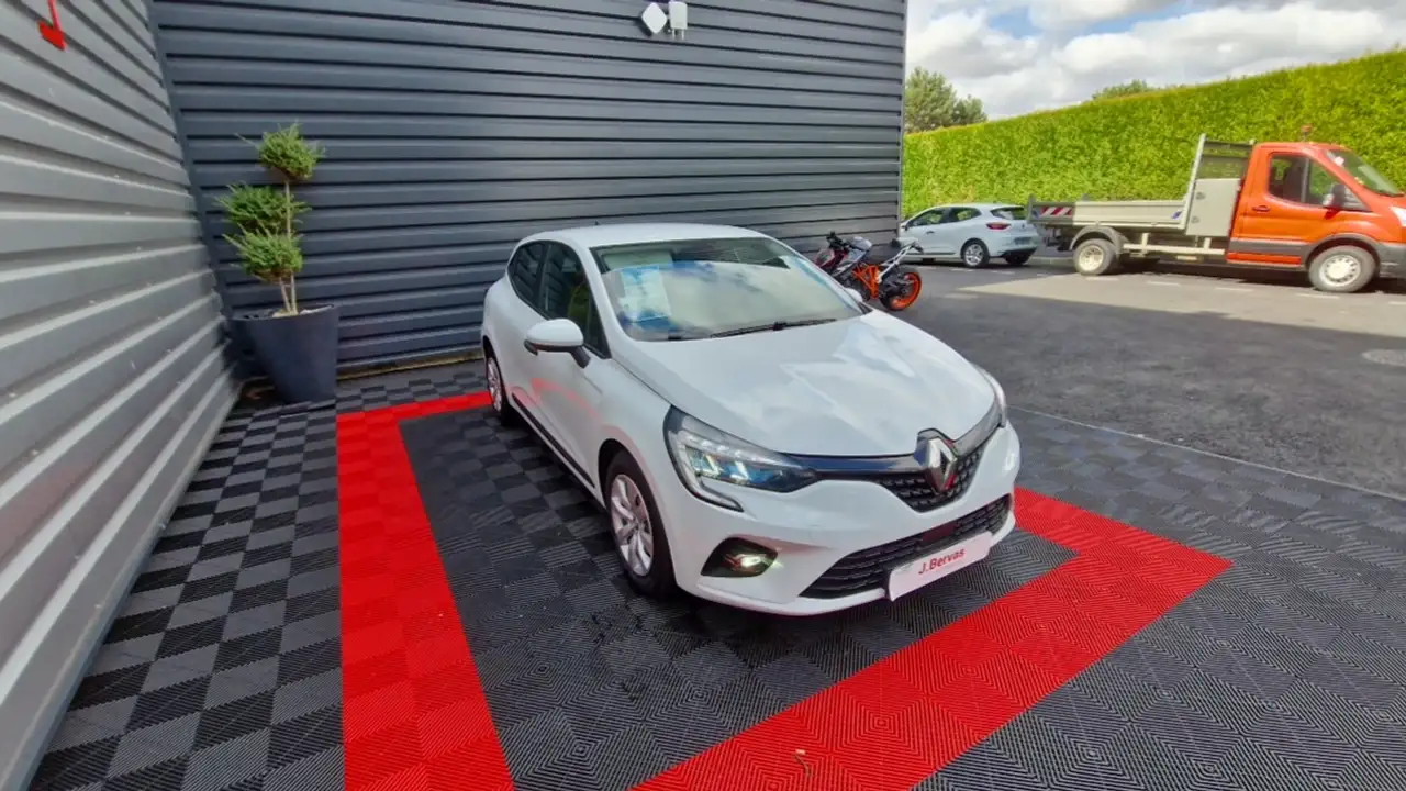 Renault Clio Citadine 5 portes — photo 3