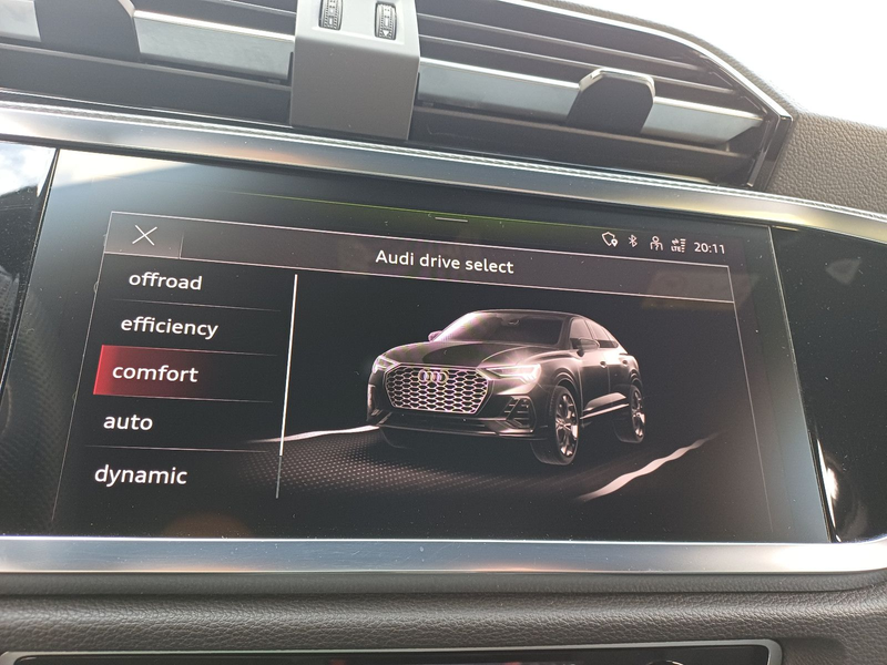 Audi Q3 Sportback 35 TDI S line/Navi/LED/Virtual/20" — photo 15
