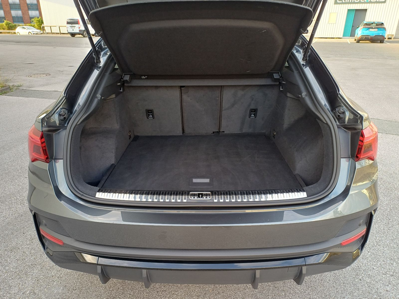 Audi Q3 Sportback 35 TDI S line/Navi/LED/Virtual/20" — photo 19