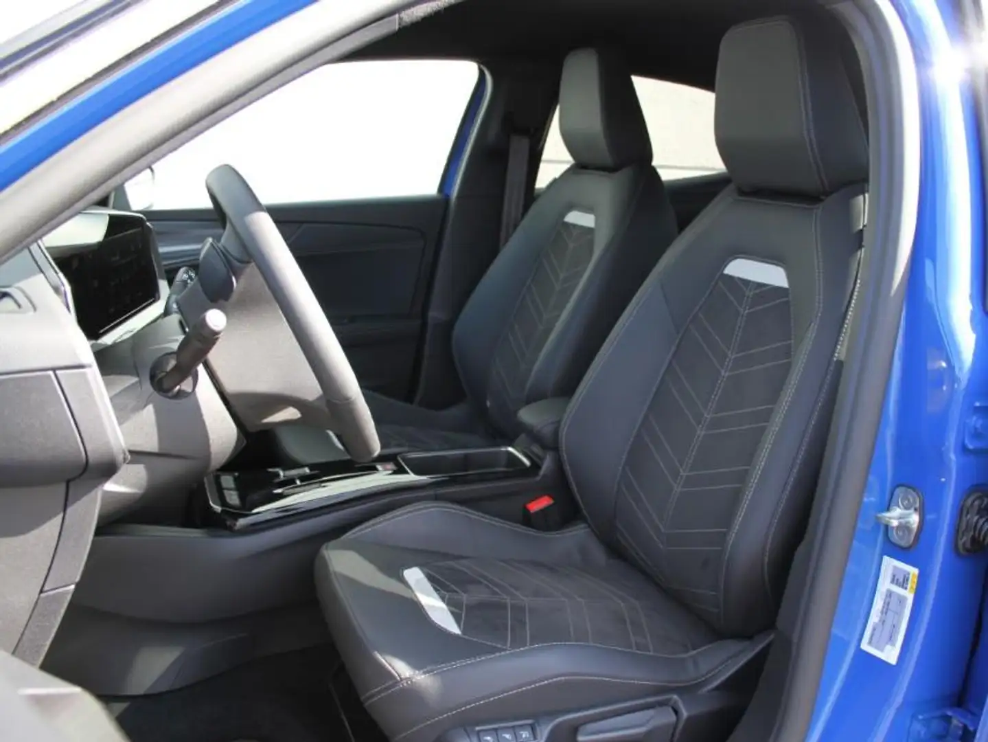 Opel Mokka Ultimate 1.2 Automatik LED Kamera ACC Navi Blauw - 2