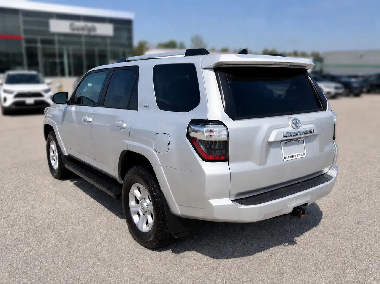 Toyota 4-Runner снимка Toyota 4-Runner
