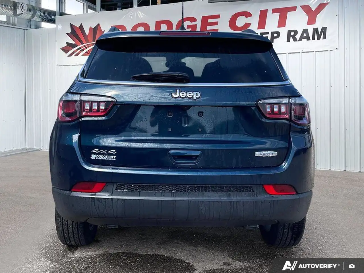 Jeep Compass снимка Jeep Compass