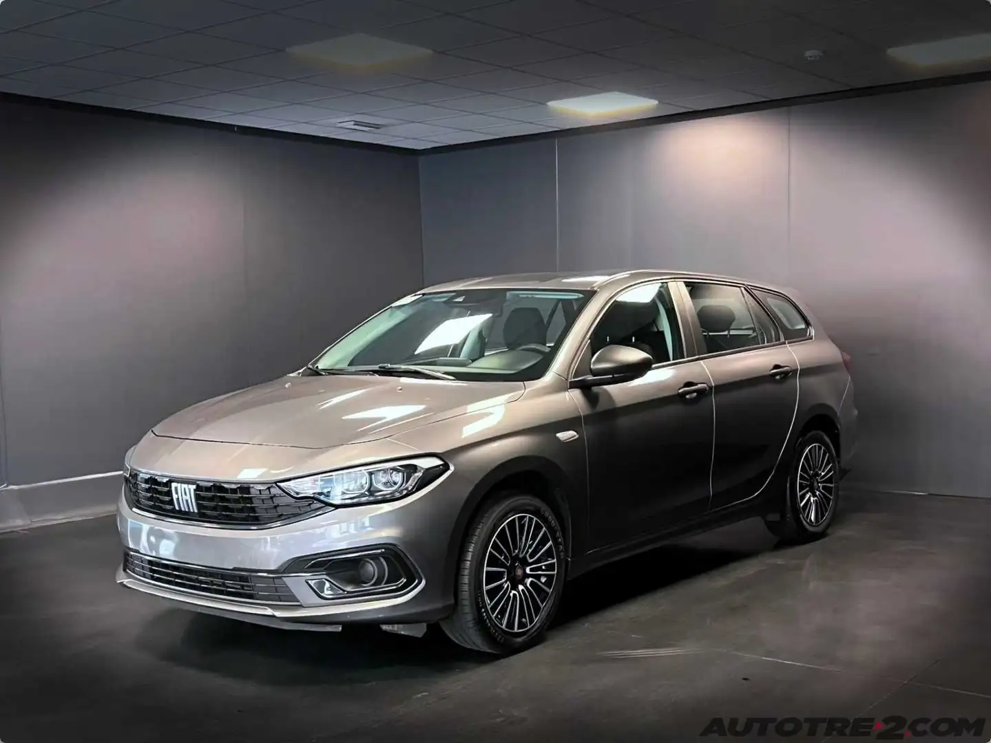 Fiat Tipo Tipo 1.0 SW Gris - 1
