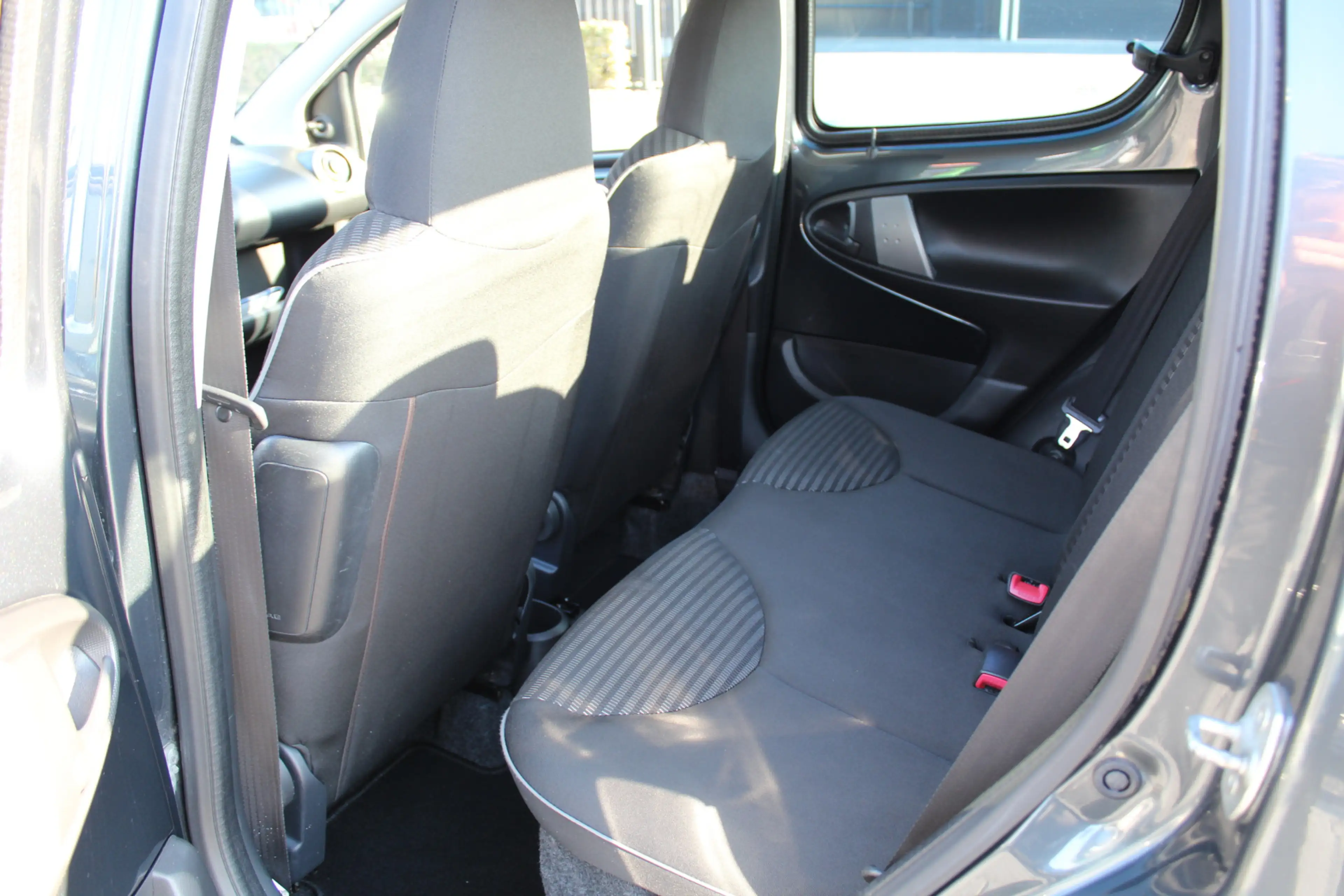 Peugeot 107 1.0 Active AUTOMAAT | Airco | Elektrisch pakket — photo 15