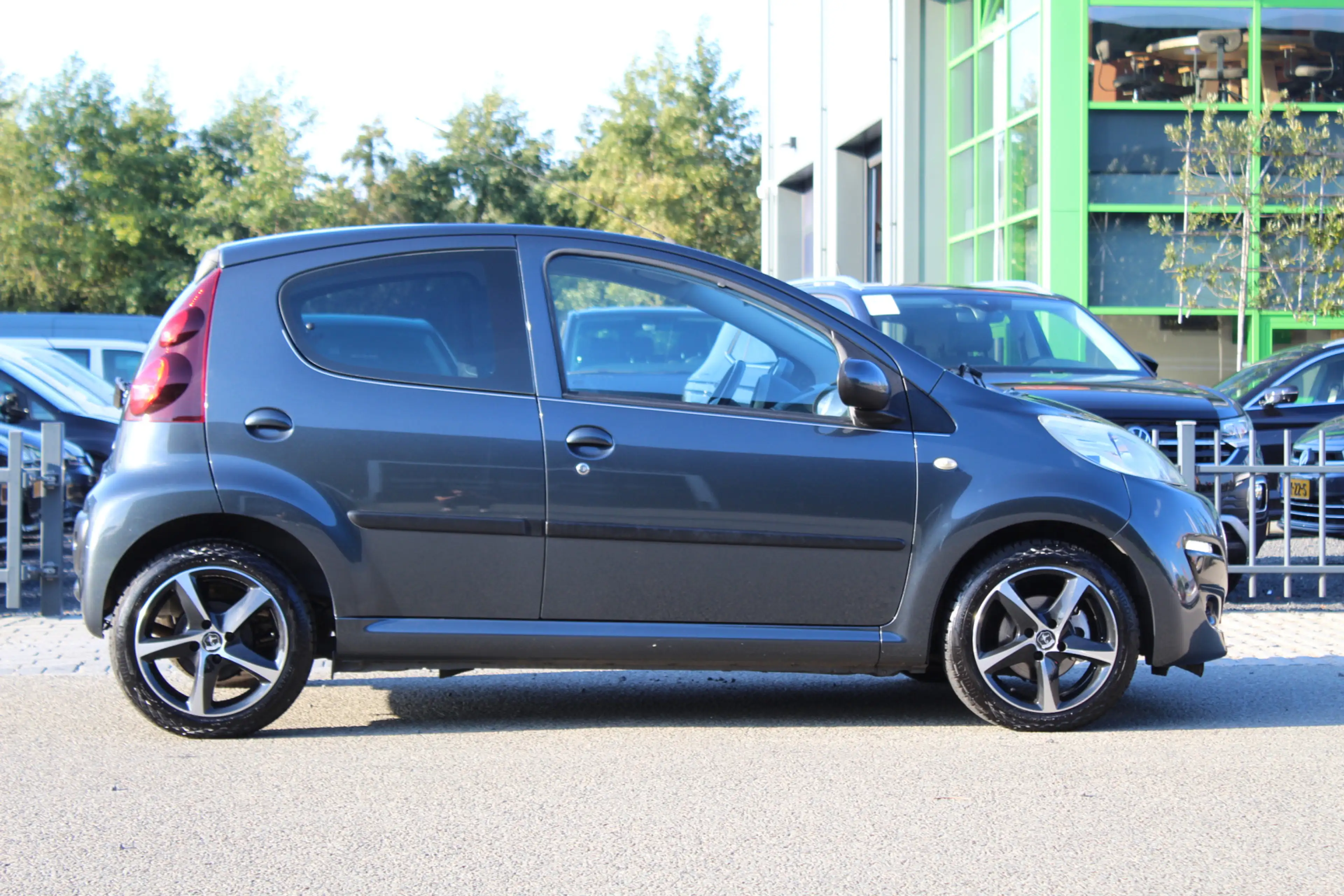 Peugeot 107 1.0 Active AUTOMAAT | Airco | Elektrisch pakket — photo 5