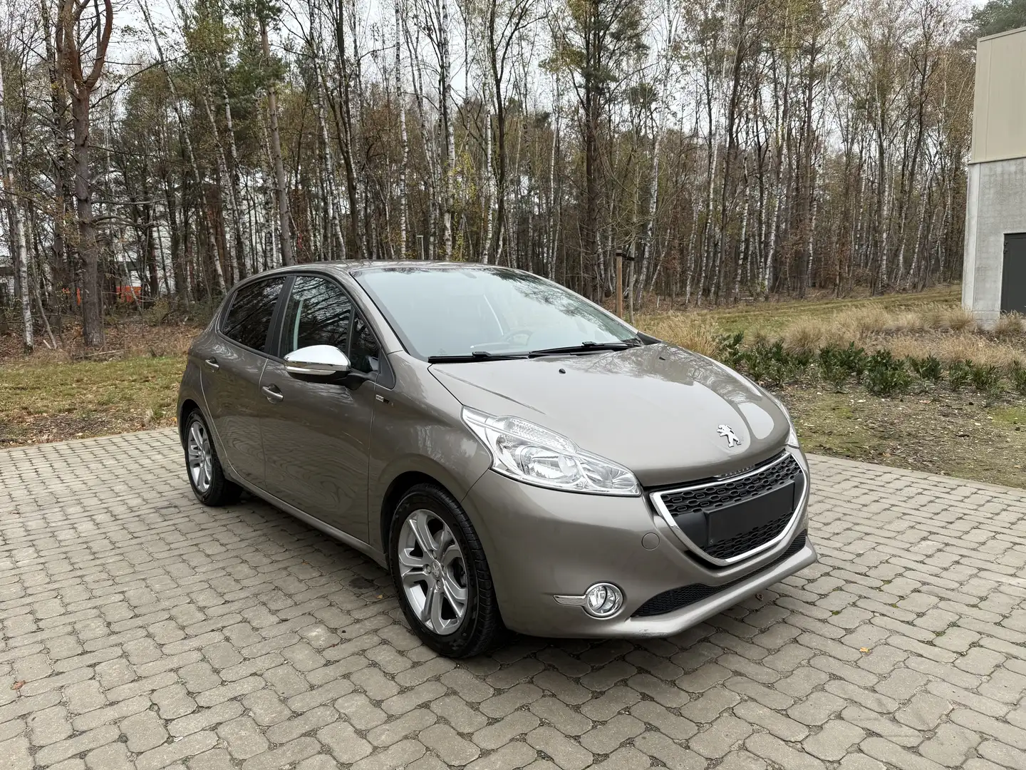 Peugeot 208 208 PureTech 82 Style Beige - 1