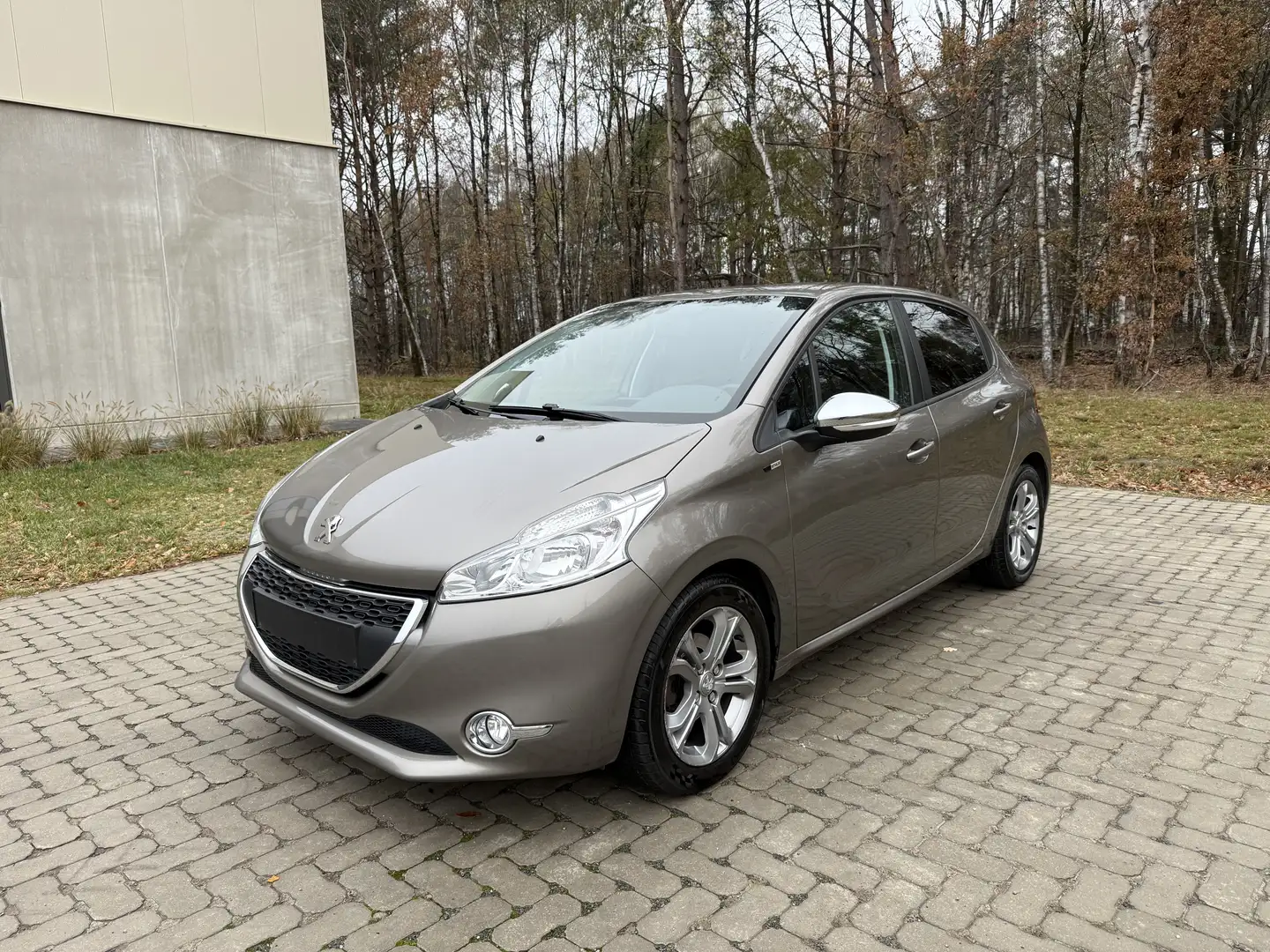 Peugeot 208 208 PureTech 82 Style Beige - 2