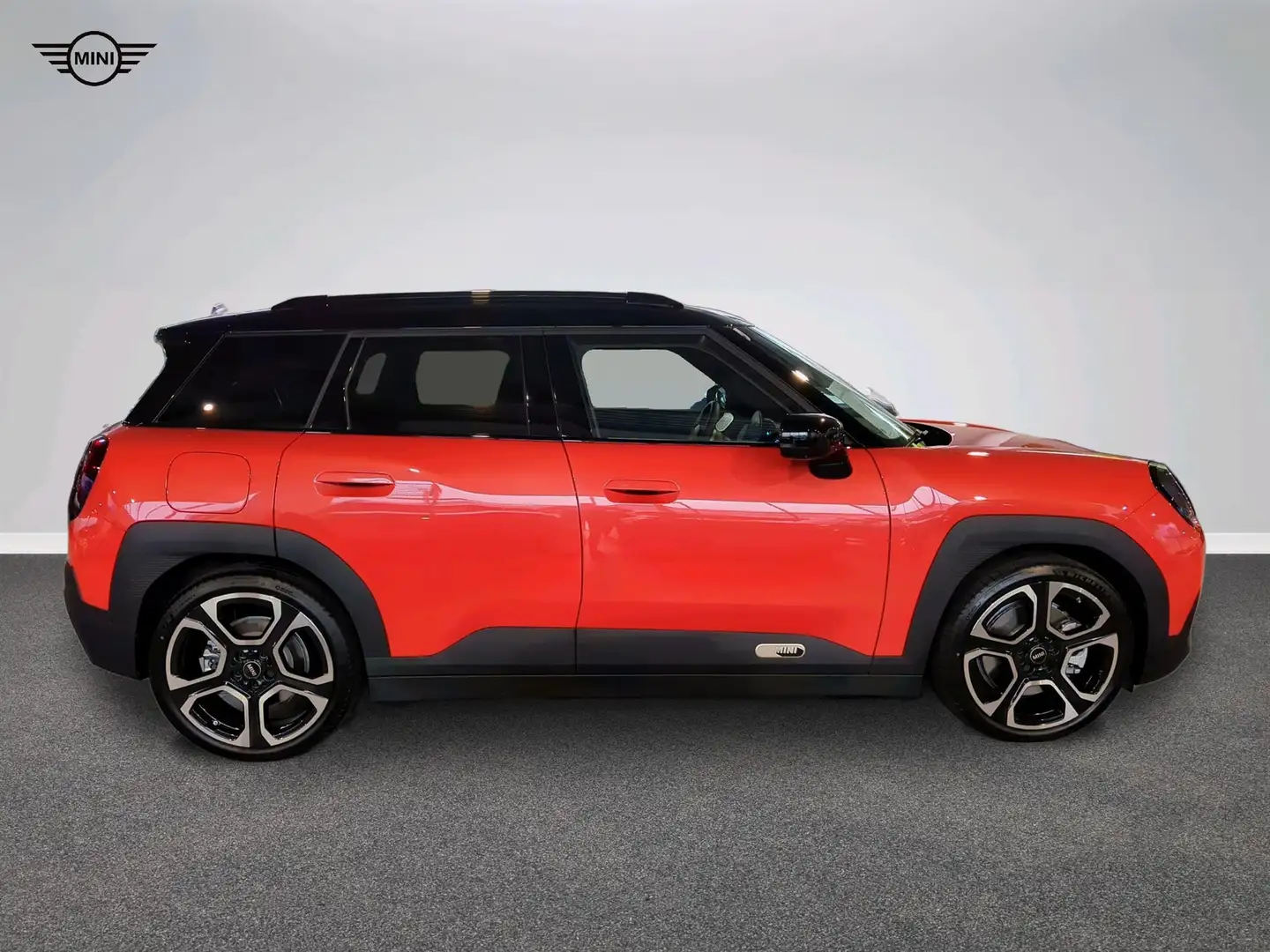 MINI Aceman SE J05 HC0 Rouge - 2