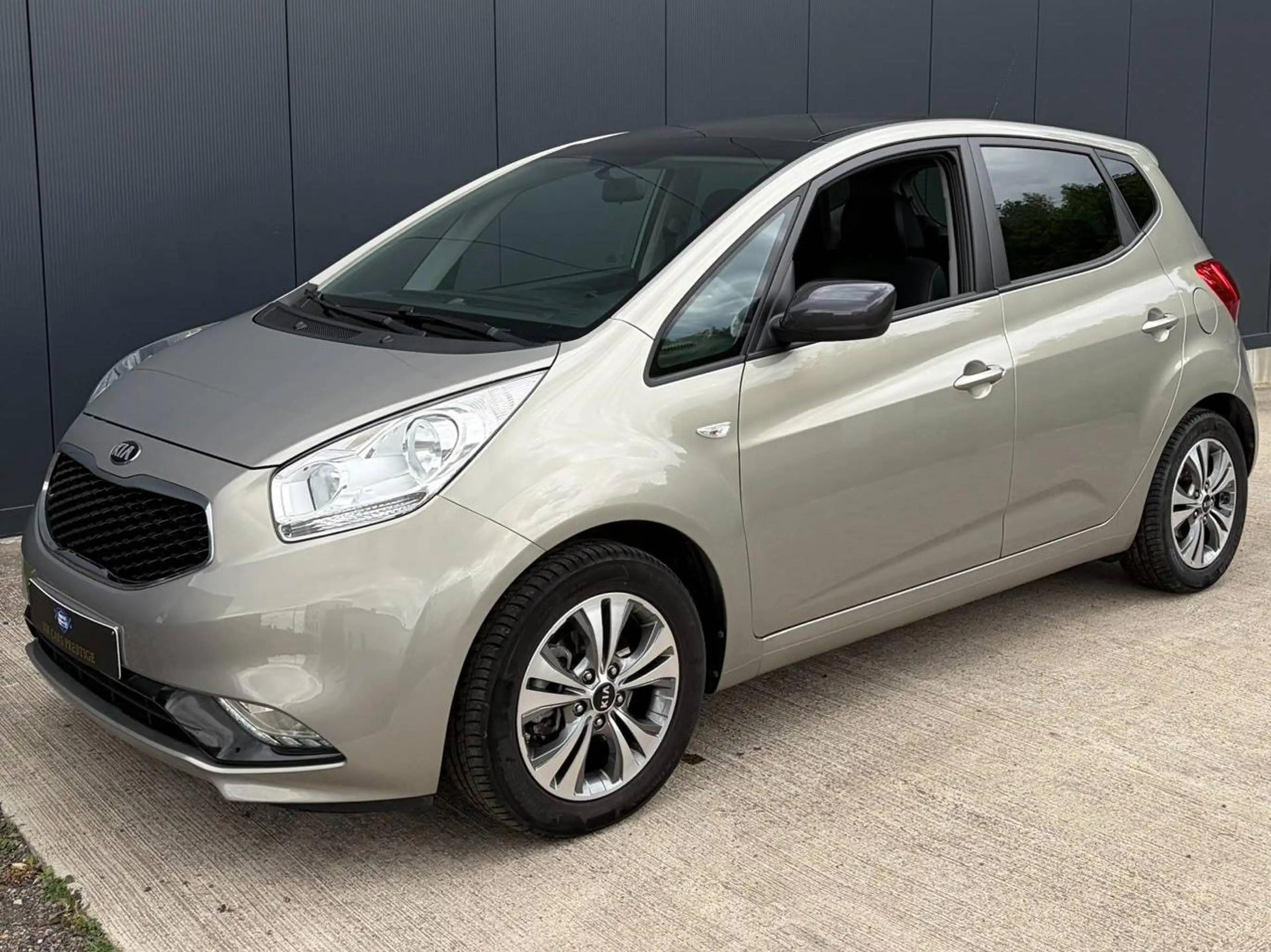 Kia Venga Venga 1.4i Lounge