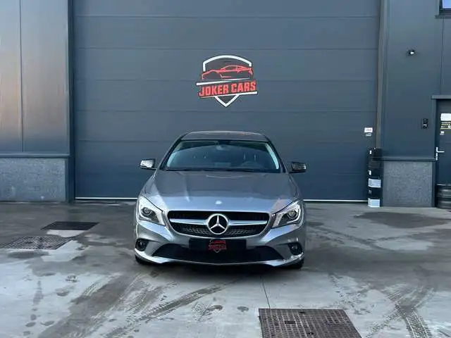 Mercedes-Benz CLA 180 1.6i Xenon Navi Cruise ZetelVerw. EURO6B