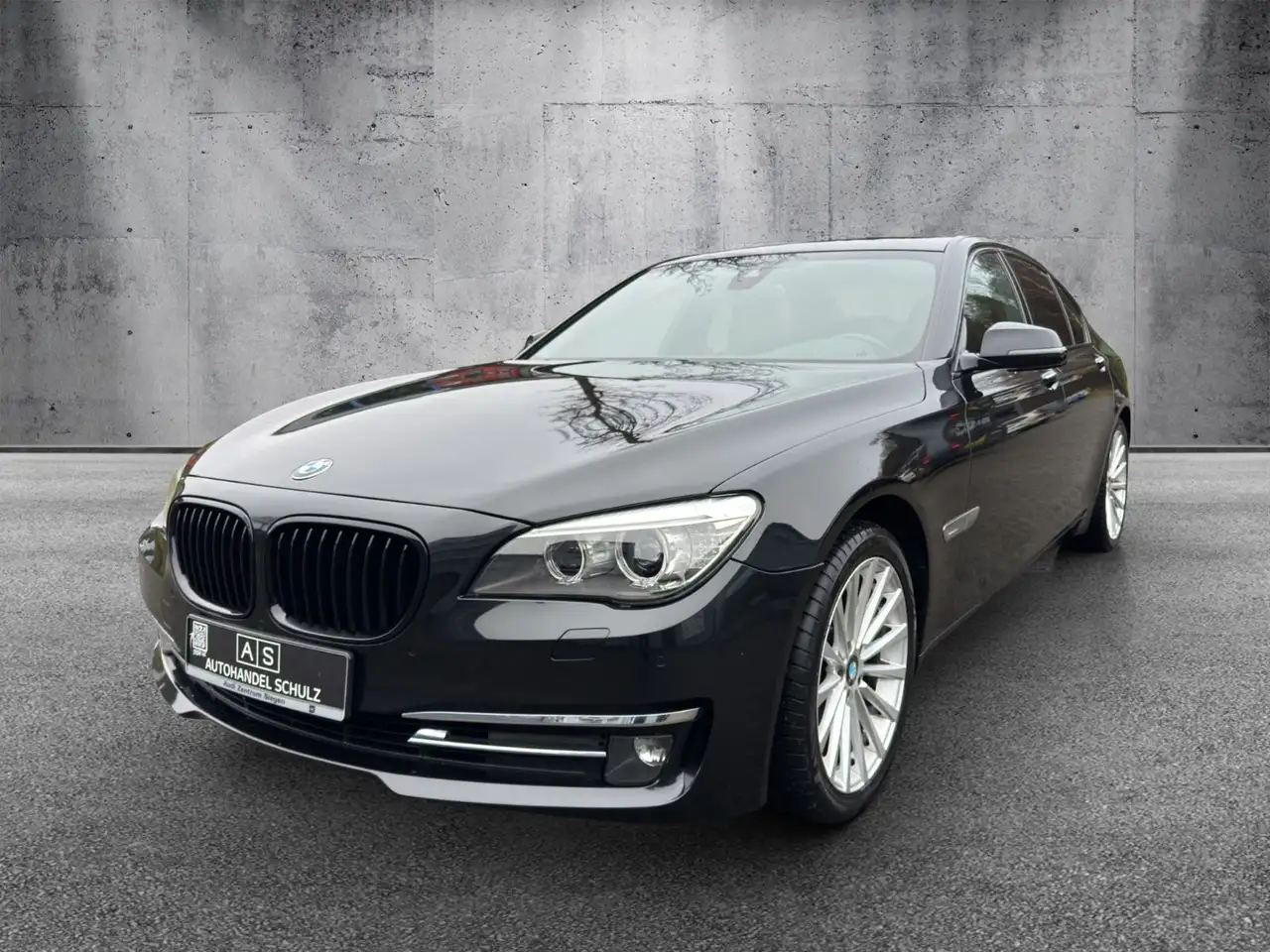 BMW 730