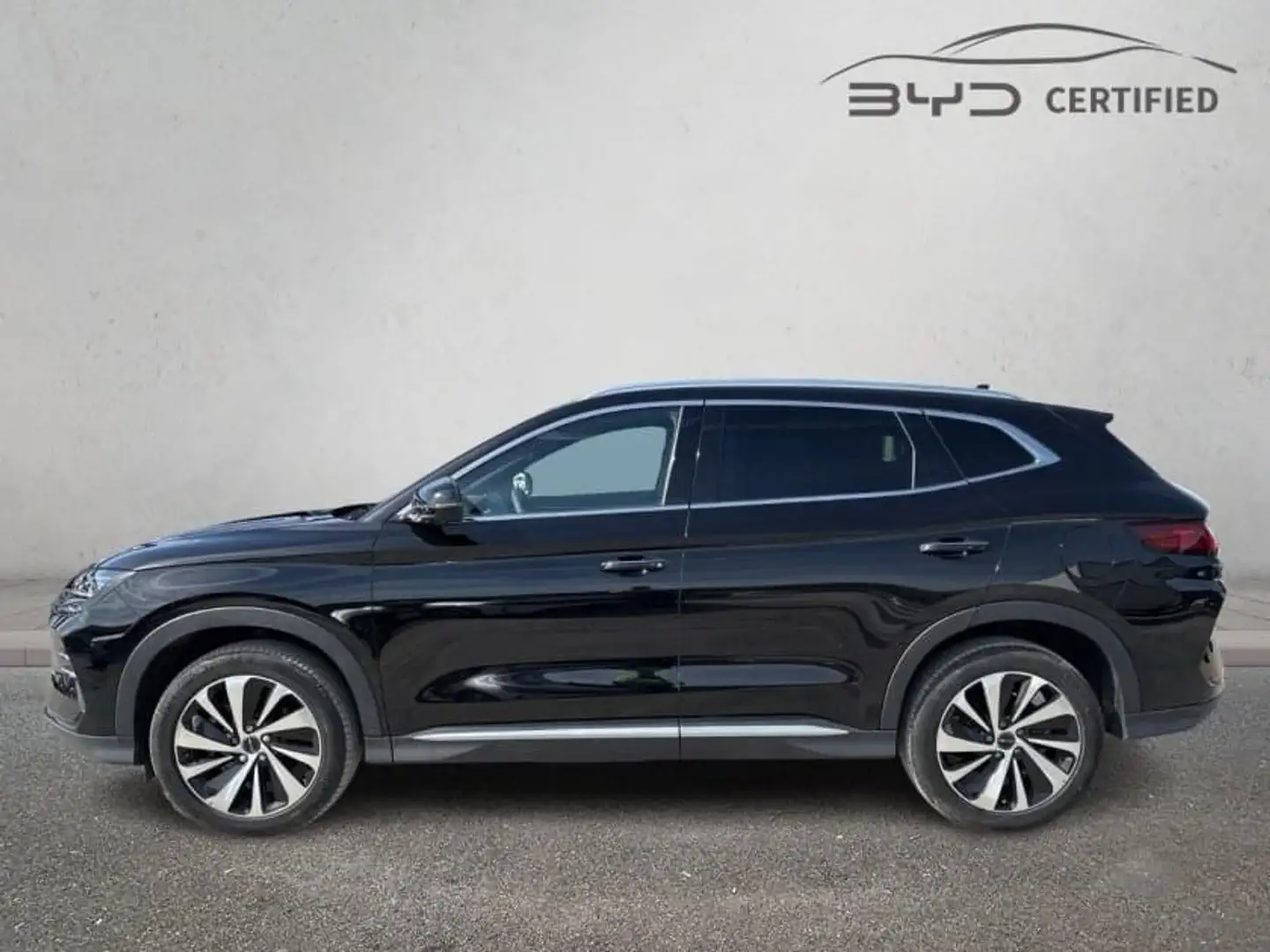 BYD Seal U DM-i Comfort 160kW Negro - 2