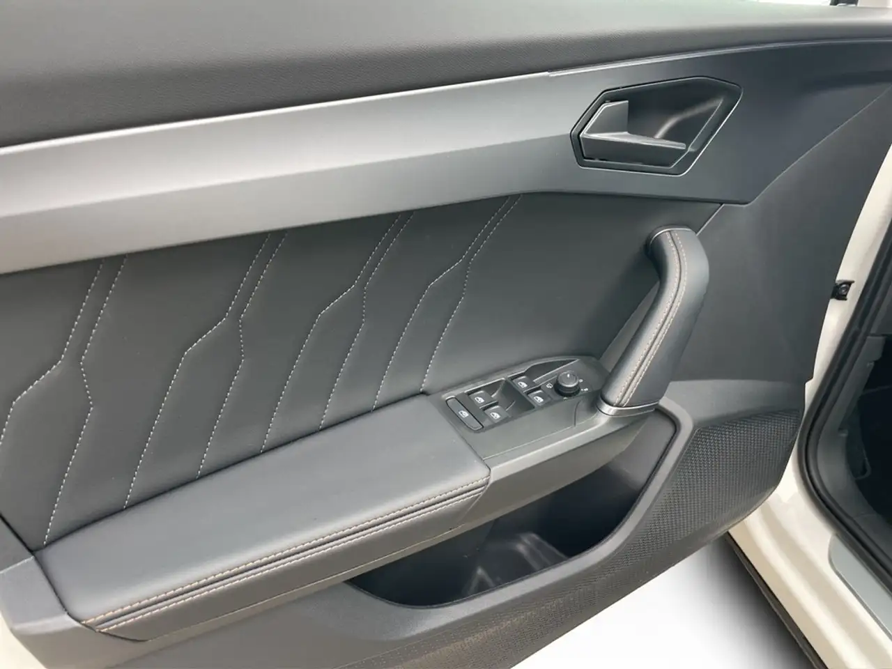 Cupra Formentor 1.5 TSI DSG LED*VIRTUAL*ACC*PDC*DAB*NEBEL*18", миниатюра 15