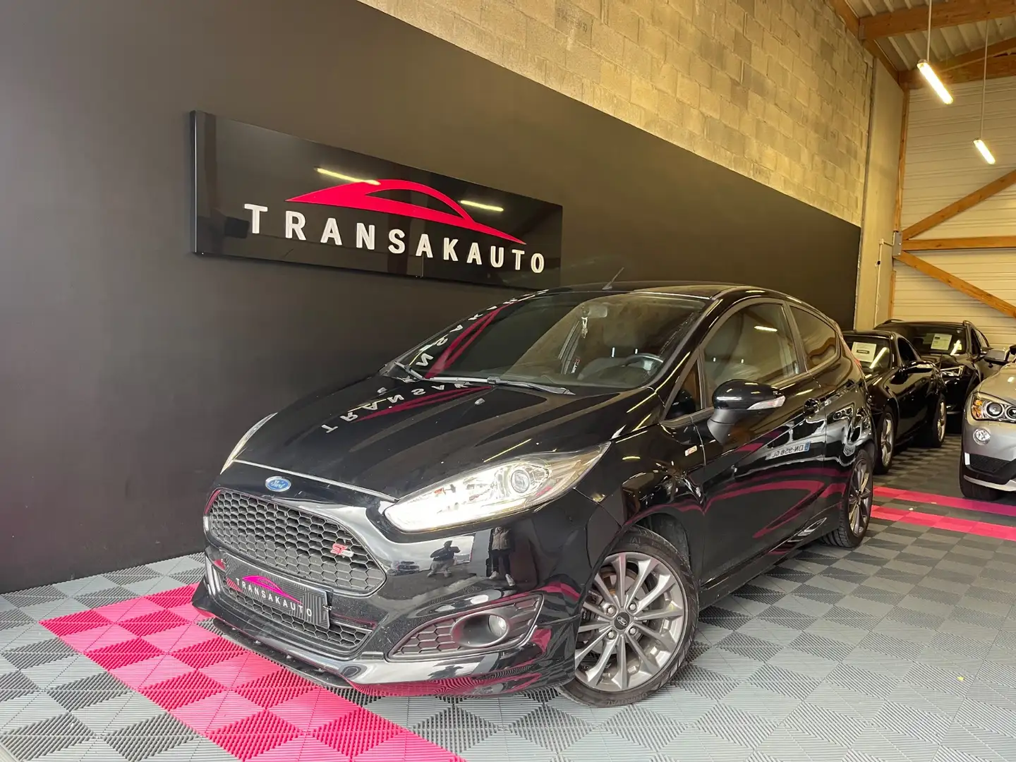Ford Fiesta Fiesta 1.0 EcoBoost 125 S\u0026amp;S ST-Line Noir - 1