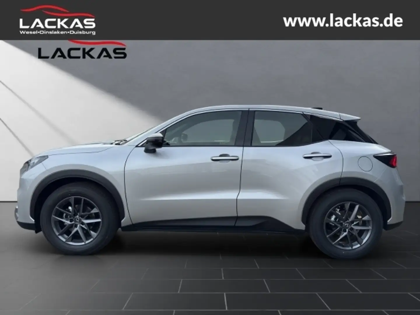 Lexus LBX BASIS*1.5*KOMFORT* *PDC*15J-GARANTIE* Silber - 2