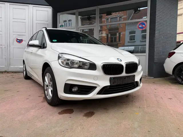 BMW 218 Garantie- 1er Proprio - Boite auto -kit hiver incl