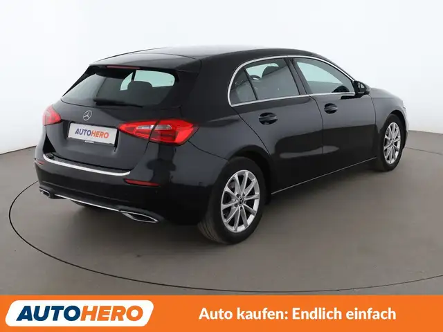 Mercedes-Benz A view 6