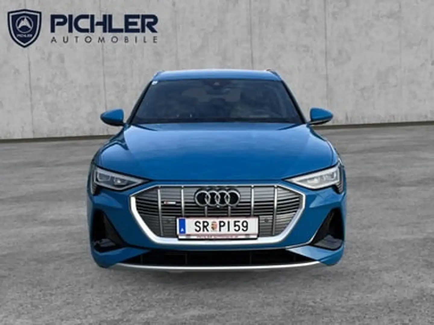 Audi e-tron 55 300 kW S line Blue - 2