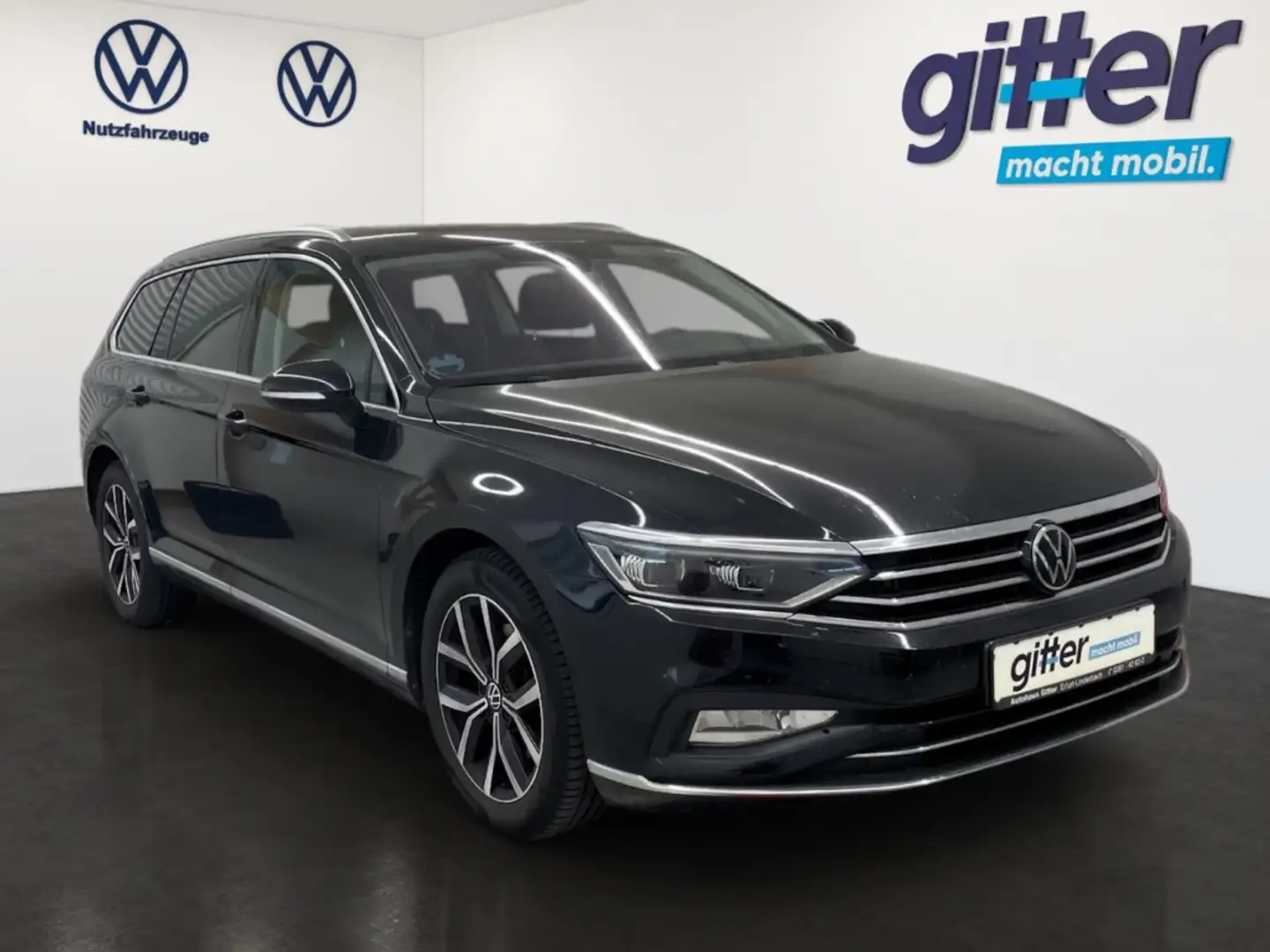 Volkswagen Passat Variant Elegance 1.5 TSI ACC KEYLESS GO MASSAGE SITZE LED Schwarz - 2