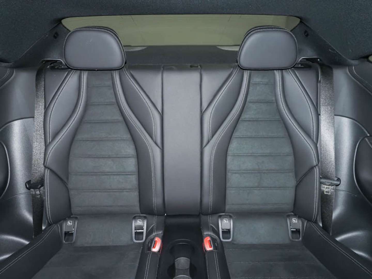 Mercedes CLE Coupé 300 Night Edition -  - Joinsteer - #2