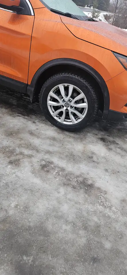 Nissan Qashqai снимка Nissan Qashqai