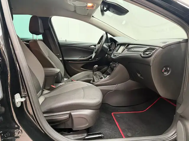 Opel Astra view 15