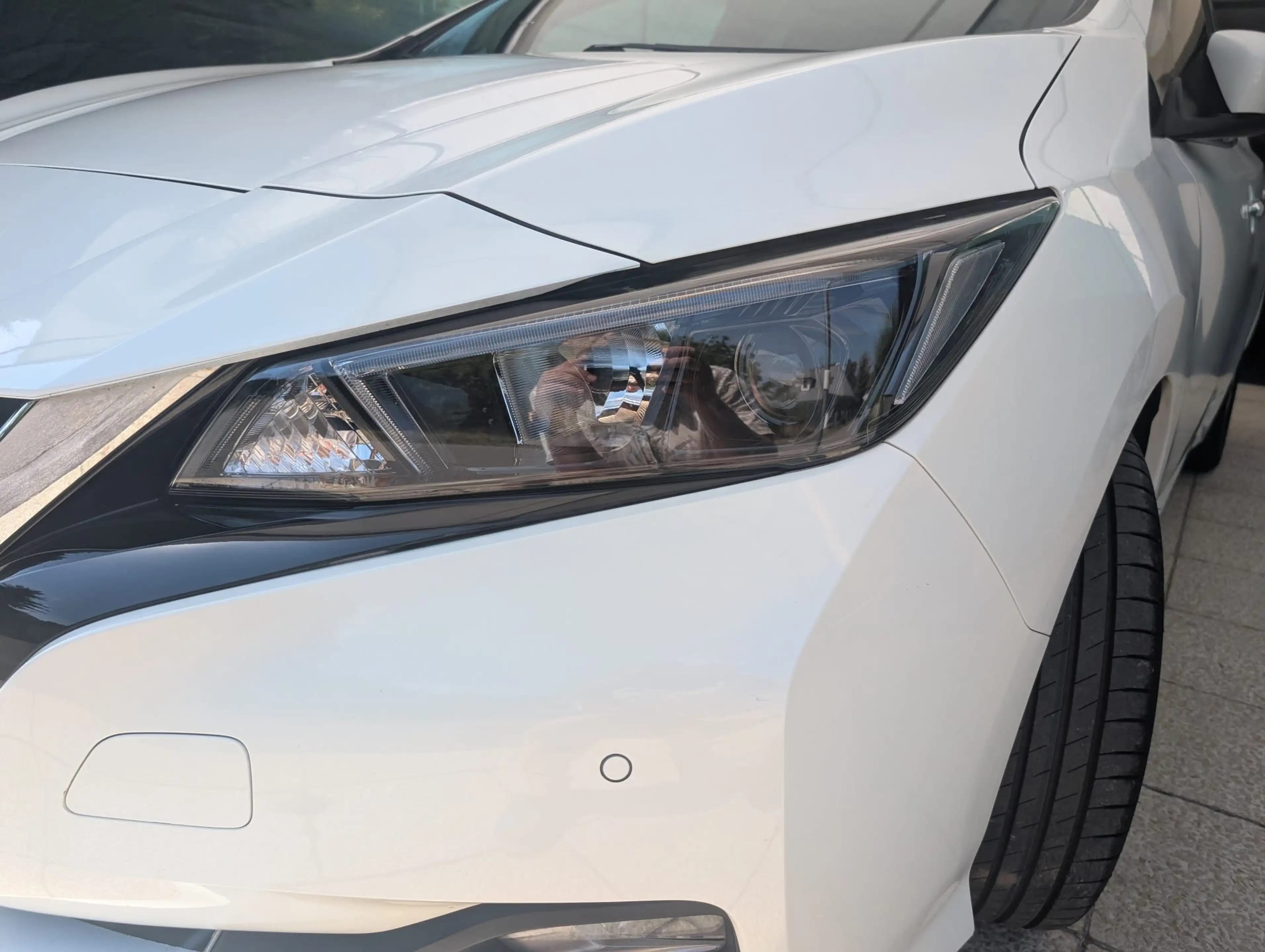 Nissan Leaf LeaN-Connecta+Tech Pack+Winter Pack-96% SOH — photo 10