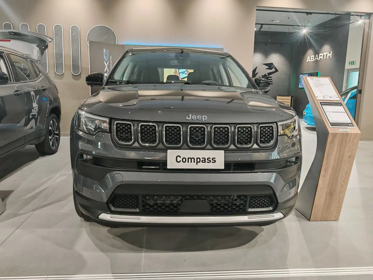Jeep Compass 1.3 Turbo T4 190 CV PHEV AT6 4xe Altitude Gris - 2