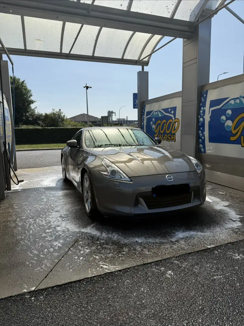 Nissan 370Z 3.7i V6 Pack+Navi+19 alu (Solid) - 2