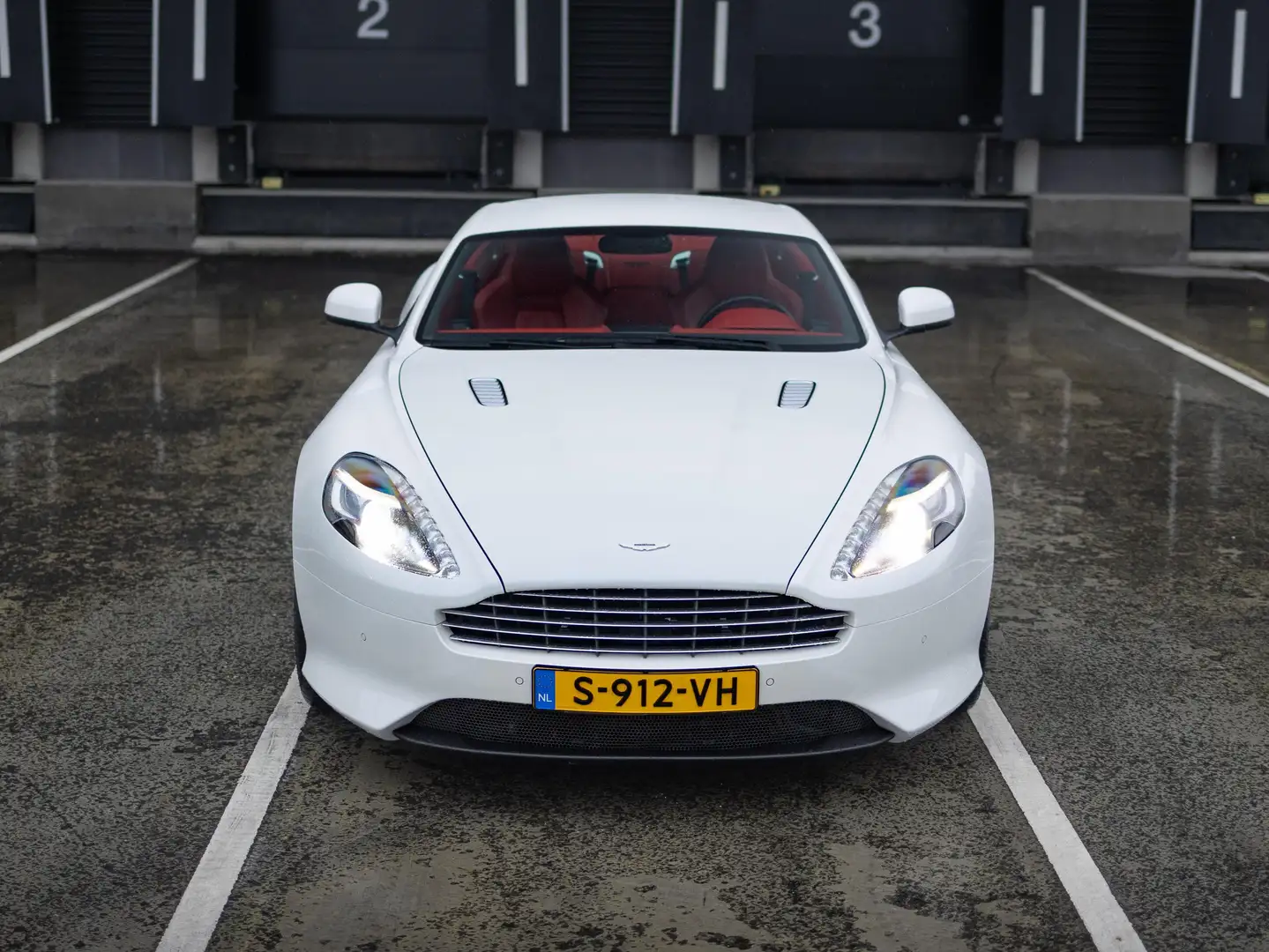 Aston Martin Virage 6.0 V12 | Full History | Top Condition | 1 of 656 Bílá - 2