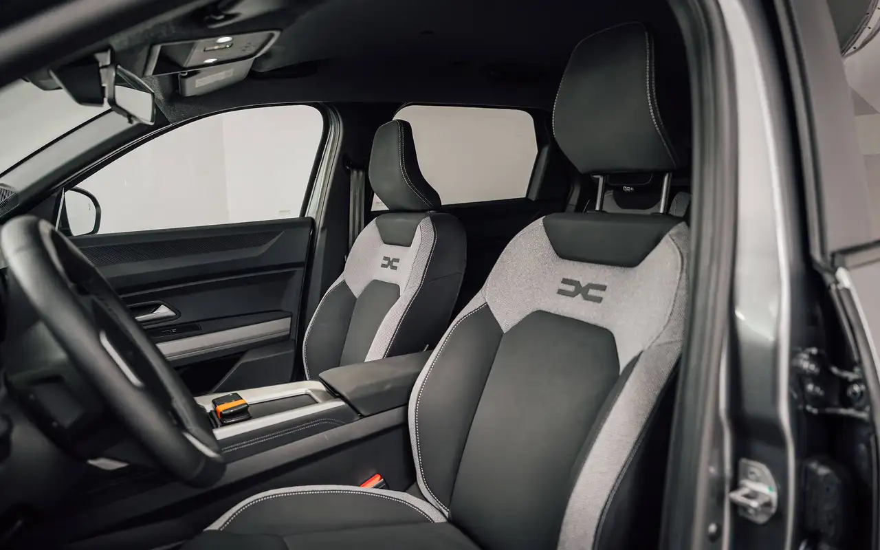 Dacia Bigster 1.2 Mild hybrid Journey, миниатюра 11