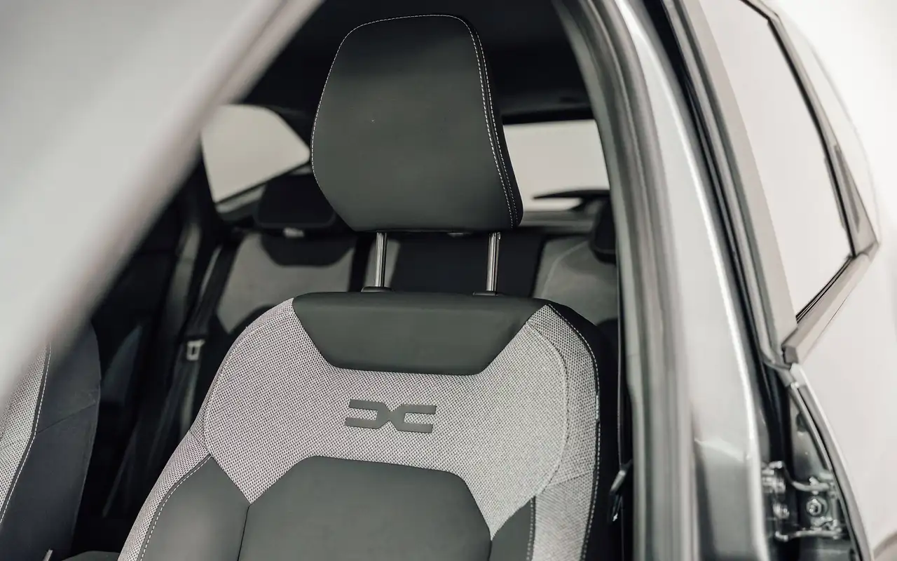 Dacia Bigster 1.2 Mild hybrid Journey, миниатюра 12