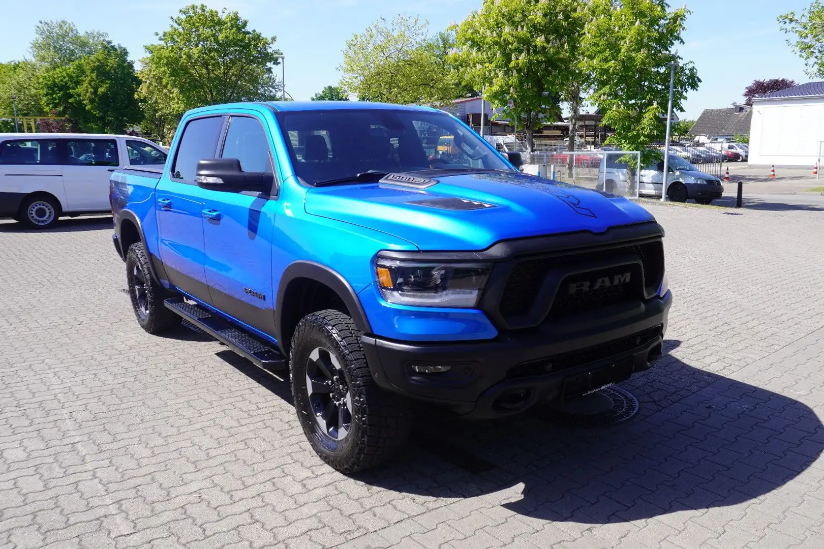 Dodge RAM Rebel Offroad 4x4   ~Navi~Kam~LED~AHK~ Blau - 1