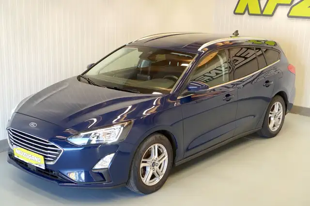 Ford Focus view 11
