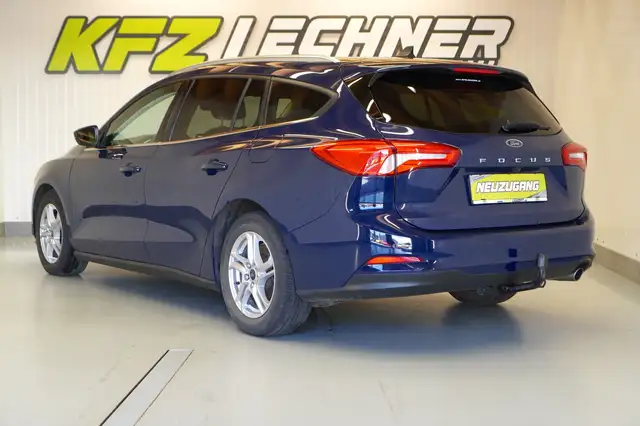Ford Focus view 7