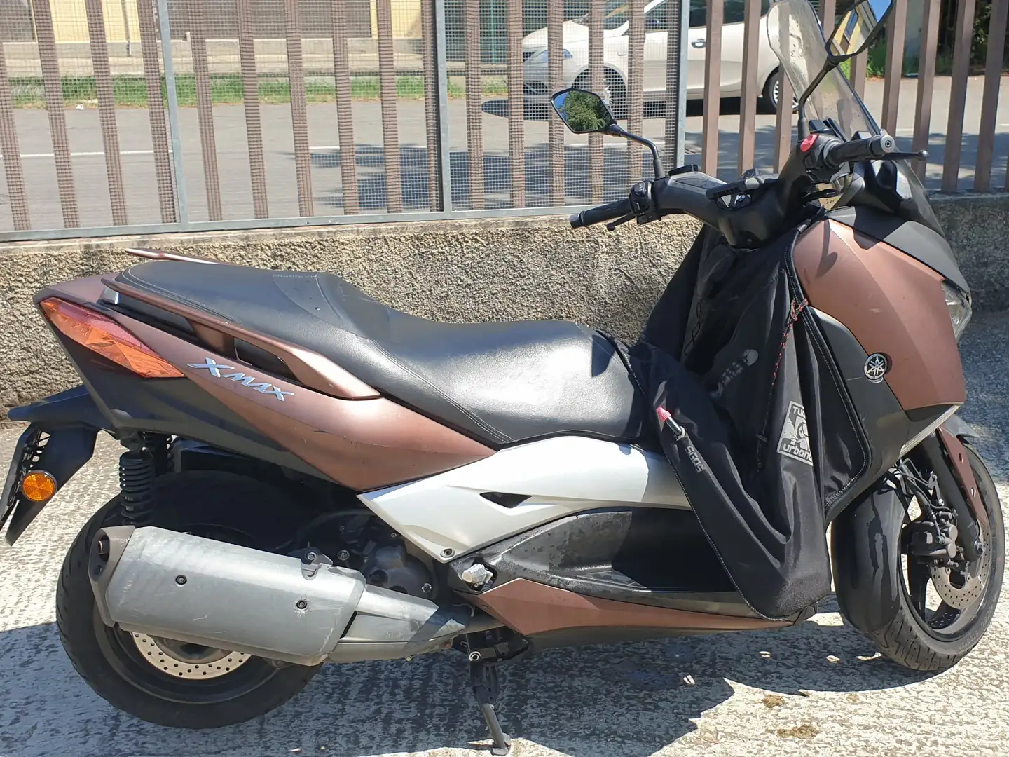 Yamaha X-Max 300 2017 Brąz - 1