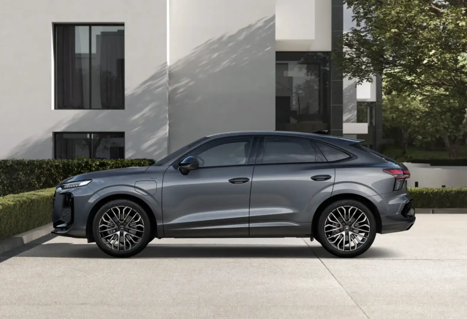 Audi Q3 Sportback e-hybrid Black line S tronic 200kW Gris - 2
