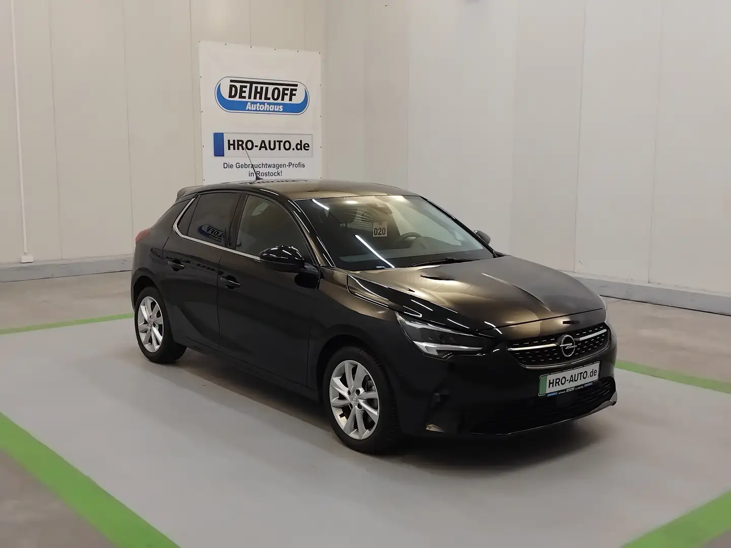 Opel Corsa 1.2 Turbo Elegance Schwarz - 1