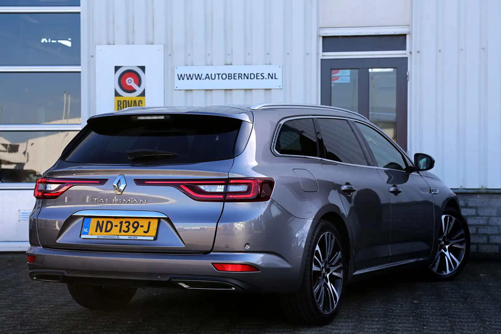 Renault Talisman Estate 1.6 TCe 200PK Initiale Paris Aut.*NL-Auto*4 Grau - 2