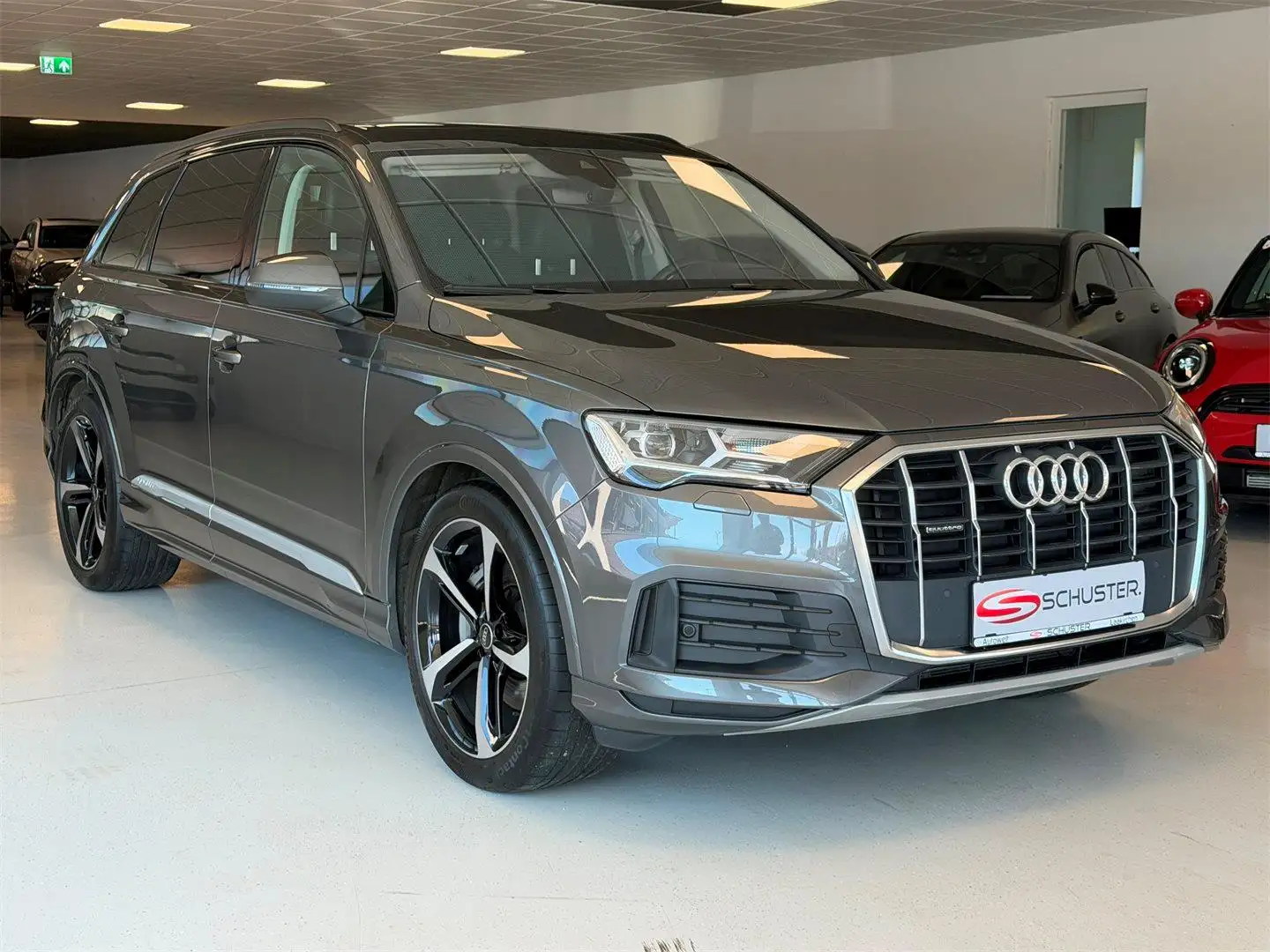 Audi Q7 45 TDI quattro Aut.*7-SITZER *Pano*Head Up*Bose Grau - 1
