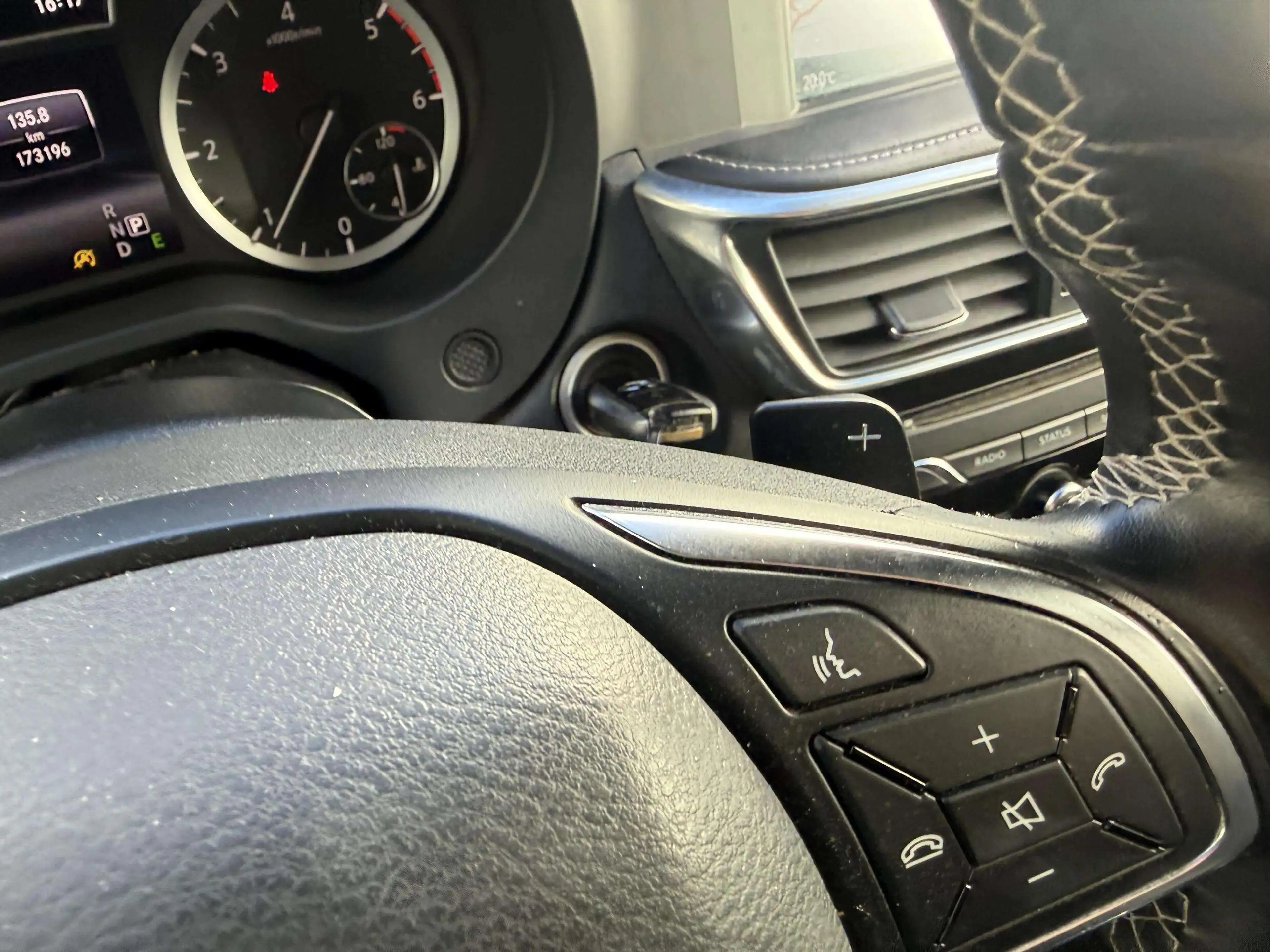 Infiniti Q30 Q30 1.5d  *9.503€ HTVA**Clim auto*Boite auto*garantie 12 mois* — photo 20