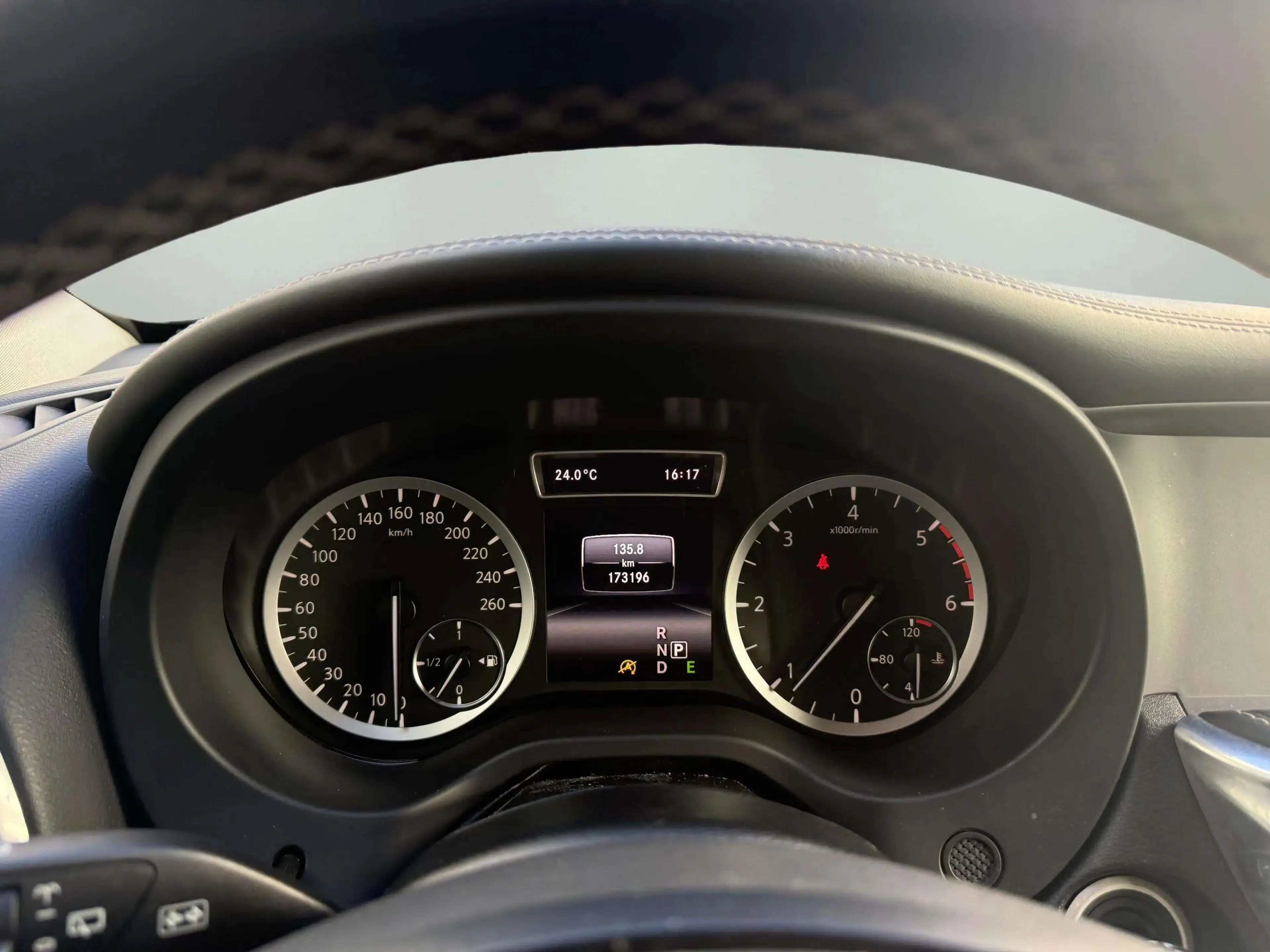 Infiniti Q30 Q30 1.5d  *9.503€ HTVA**Clim auto*Boite auto*garantie 12 mois* — photo 22