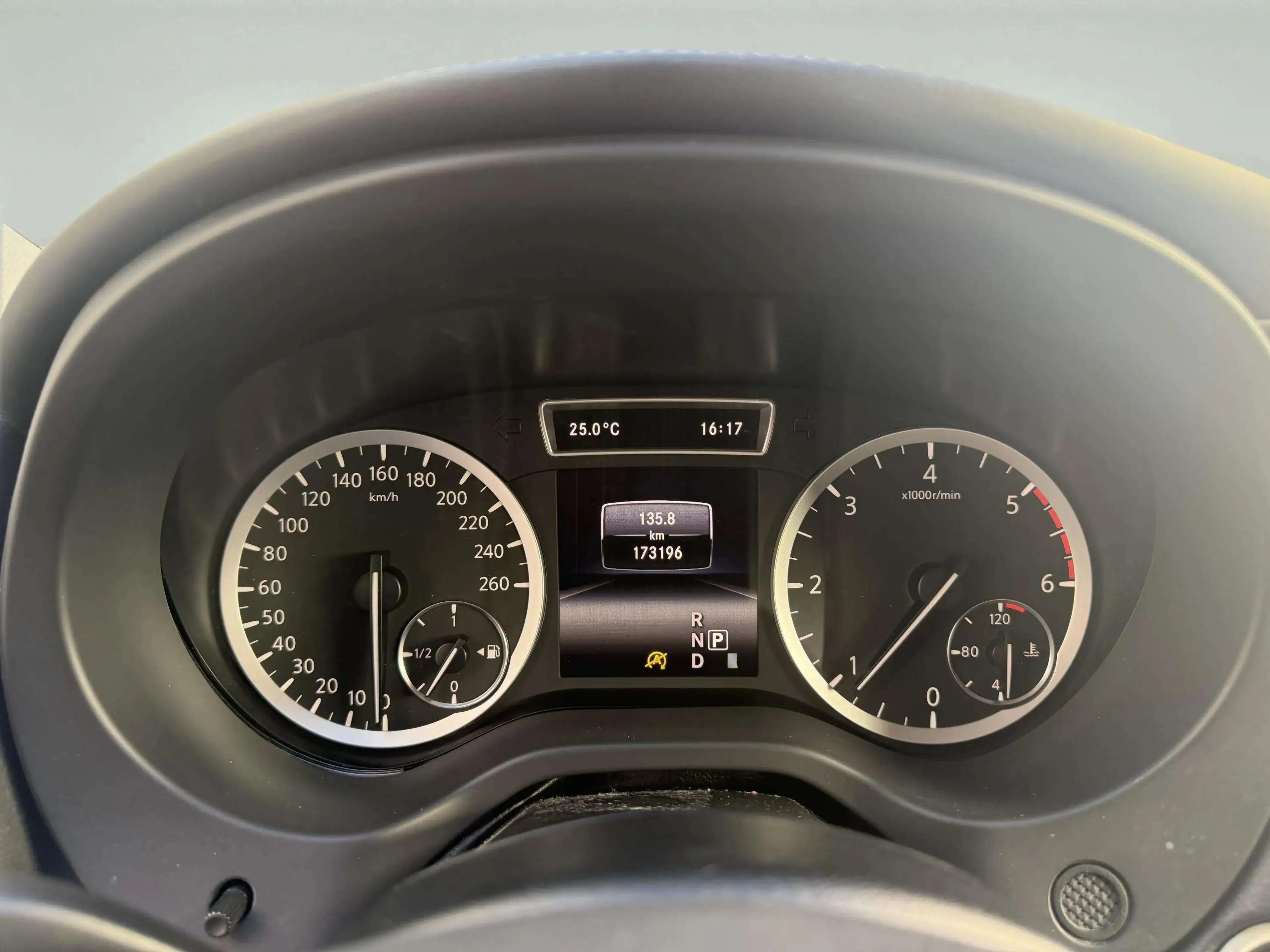 Infiniti Q30 Q30 1.5d  *9.503€ HTVA**Clim auto*Boite auto*garantie 12 mois* — photo 16