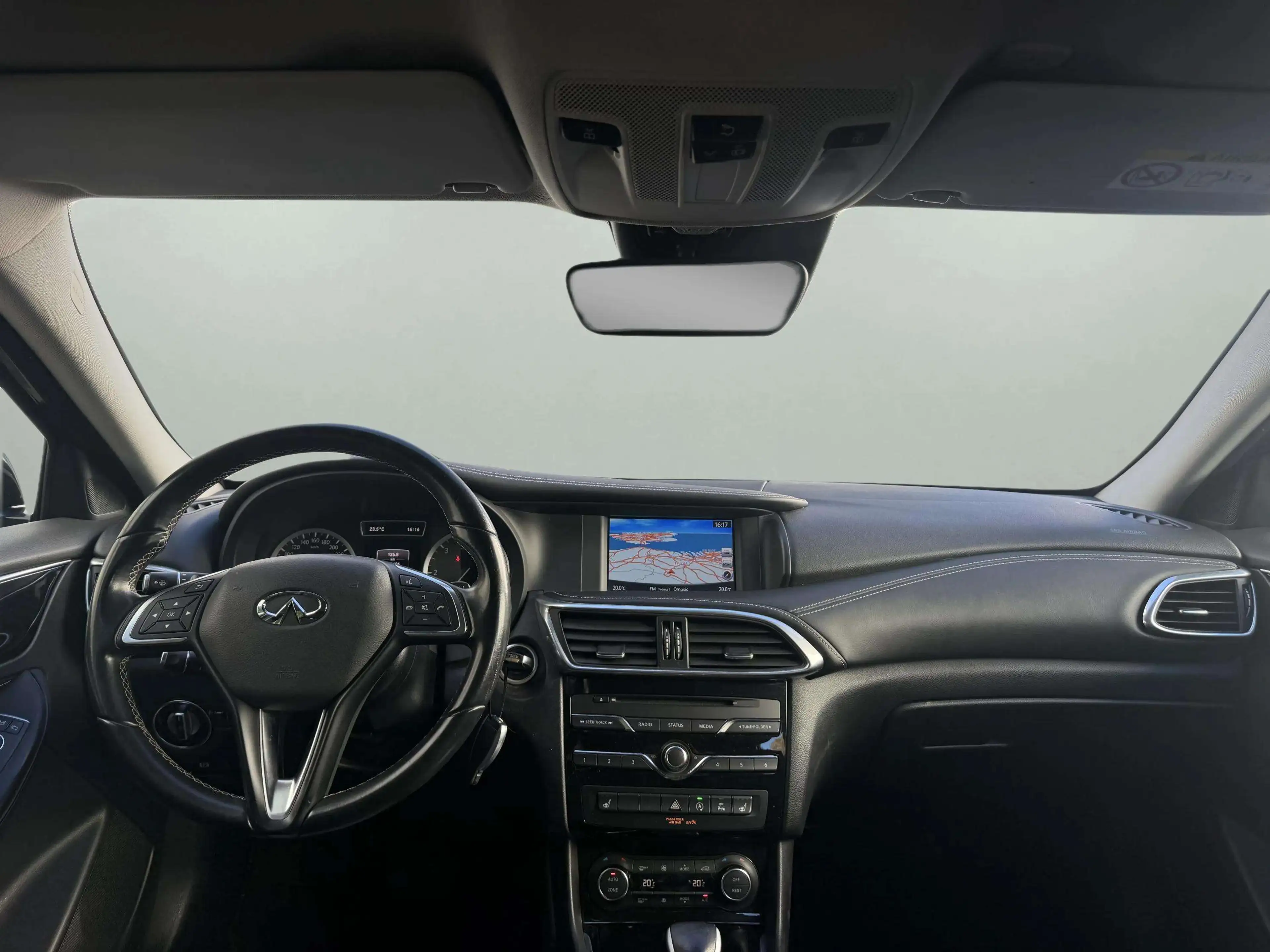 Infiniti Q30 Q30 1.5d  *9.503€ HTVA**Clim auto*Boite auto*garantie 12 mois* — photo 13