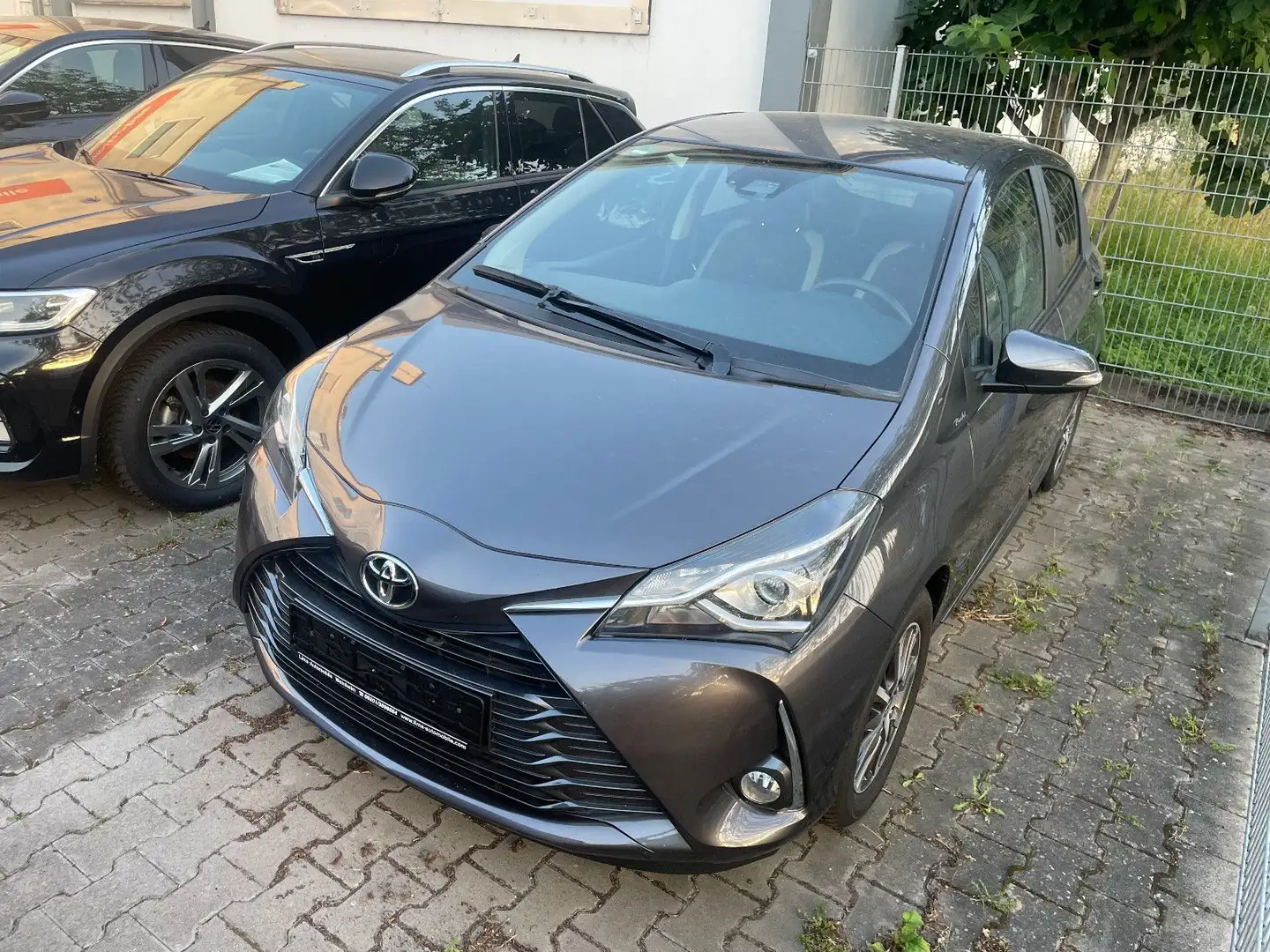 Toyota Yaris Y20 Club Szürke - 2