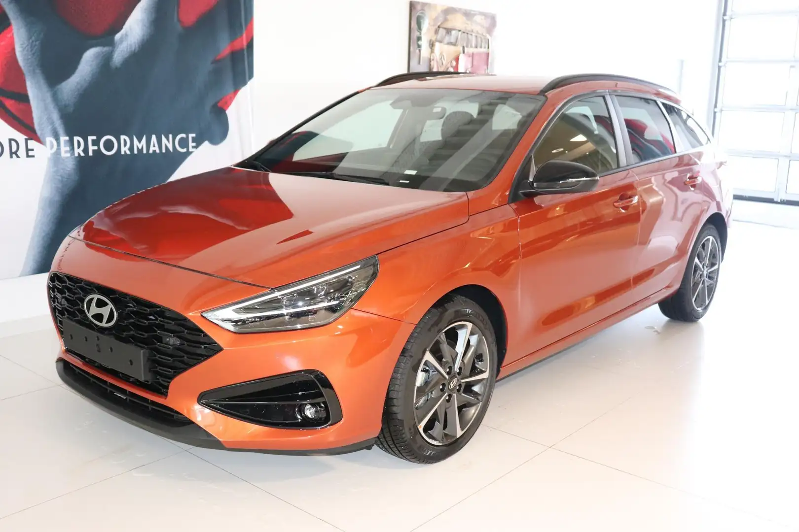 Hyundai i30 GO+ 1.0 TGDi DCT 73 kW (100 PS) Navigationssyst... Orange - 1